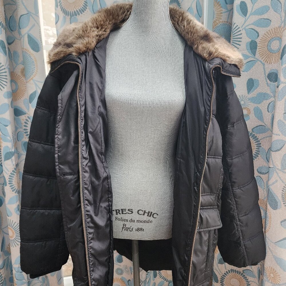 Landsend Long Black Puffer Coat with Faux Fur Collar - Picture 3 of 9